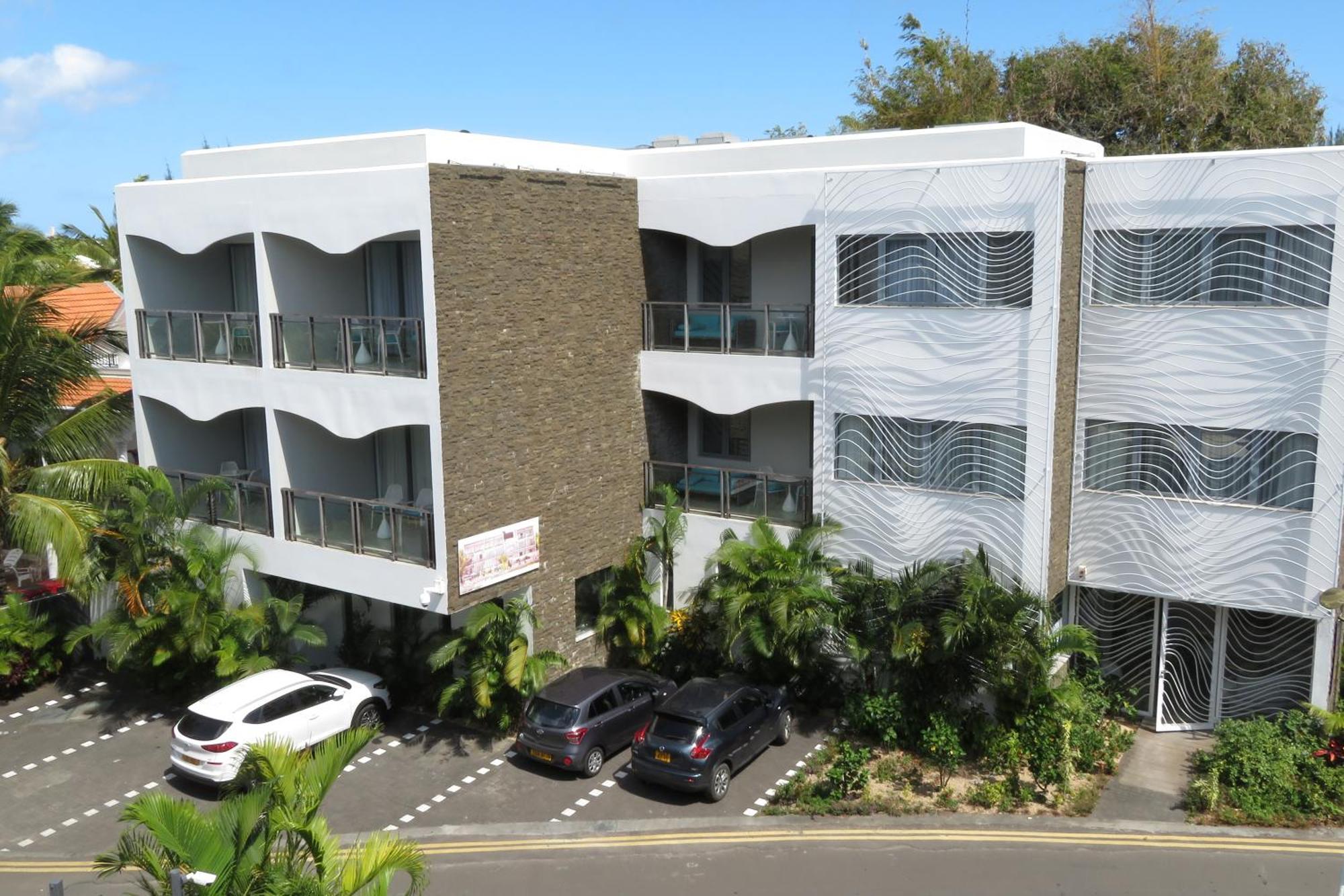Baystone Boutique Hotel & Spa Grand-Baie Exterior photo